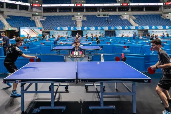 table tennis rally match